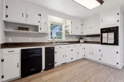Kitchen - 4341 Coffman Blvd, Chesapeake, VA 23321 photo 1 of 2