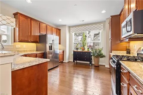 150 Tranquility Trce, Chesapeake, VA 23320 photo 11
