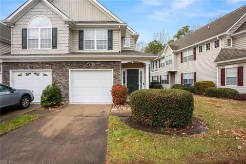 902 Sawgrass Ln, Portsmouth, VA 23703