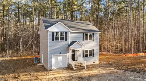 3838 Cabin Point Rd, Spring Grove, VA 23881