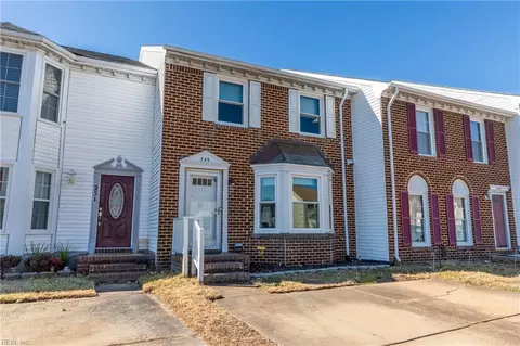 249 Windbrooke Ln, Virginia Beach, VA 23462