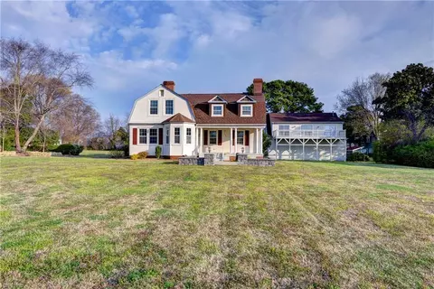 49 Ivy Home Rd, Hampton, VA 23669