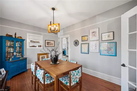 Dining - 126 Ocanoe Pl, Hampton, VA 23661 photo 2 of 3