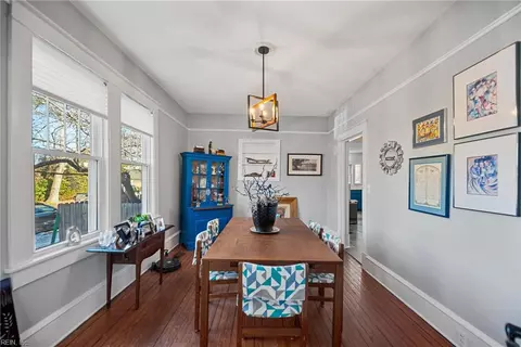 Dining - 126 Ocanoe Pl, Hampton, VA 23661 photo 3 of 3