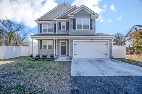 Exterior - 1306 17th St, Chesapeake, VA 23324 photo 1 of 8