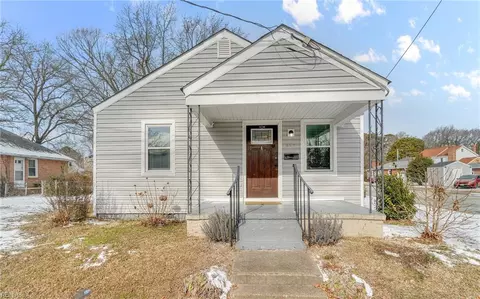 519 Center Ave, Newport News, VA 23601