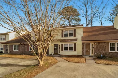Exterior - 382 Kinsmen Way, Hampton, VA 23666 photo 3 of 5