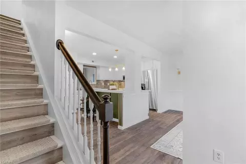 Entry Way - 382 Kinsmen Way, Hampton, VA 23666 photo 3 of 8