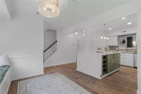 Entry Way - 382 Kinsmen Way, Hampton, VA 23666 photo 6 of 8