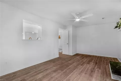 Living - 382 Kinsmen Way, Hampton, VA 23666 photo 2 of 3