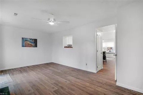 Entry Way - 382 Kinsmen Way, Hampton, VA 23666 photo 7 of 8