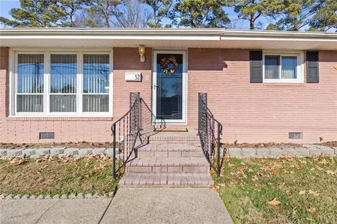 52 Rexford Dr, Newport News, VA 23608