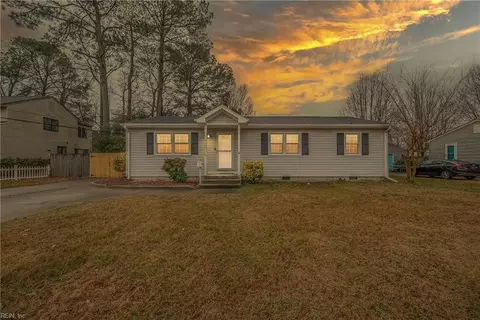 43 Buffalo Dr, Hampton, VA 23664