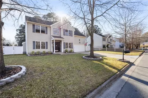 2739 Lake Ridge Xing, Chesapeake, VA 23323