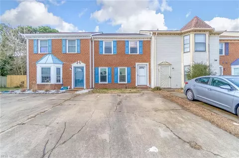 1206 Hillock Xing, Virginia Beach, VA 23455