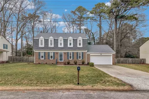 111 Park Ln, Seaford, VA 23696