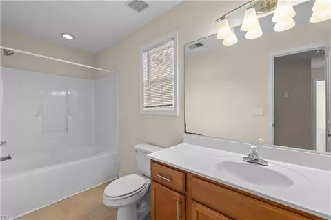 Bath - 1064 Joyner St, Norfolk, VA 23513 photo 1 of 2