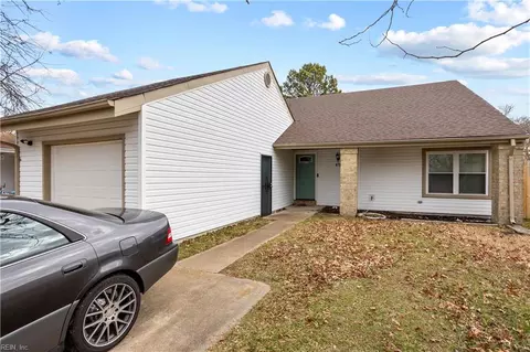 672 Orangewood Dr, Virginia Beach, VA 23453
