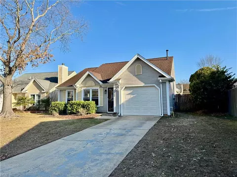 1868 Grinnell Ct, Virginia Beach, VA 23454