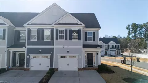 5115 Marin Ln, Chesapeake, VA 23321