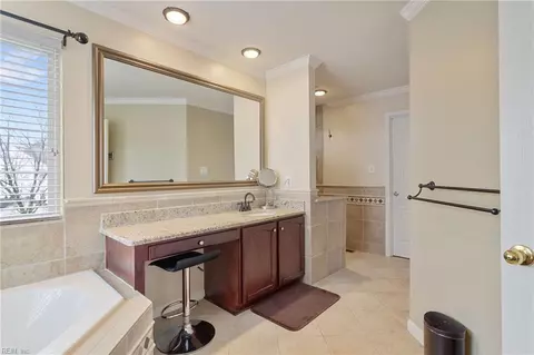 Bath - 2140 Seastone Trce, Chesapeake, VA 23321 photo 4 of 5