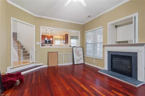 Living - 2140 Seastone Trce, Chesapeake, VA 23321 photo 1 of 2