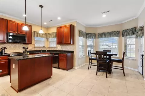Kitchen - 2140 Seastone Trce, Chesapeake, VA 23321 photo 4 of 4
