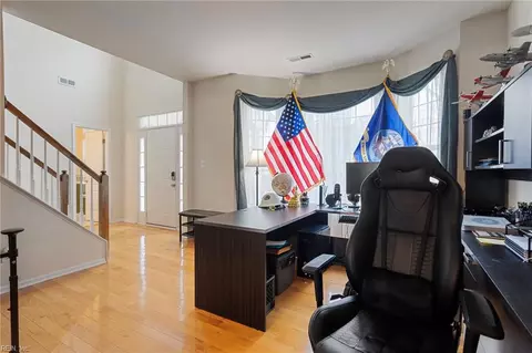 Entry Way - 2140 Seastone Trce, Chesapeake, VA 23321 photo 1 of 2