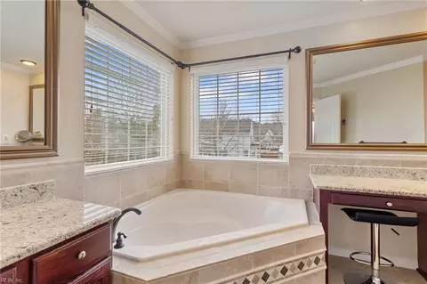 Bath - 2140 Seastone Trce, Chesapeake, VA 23321 photo 3 of 5