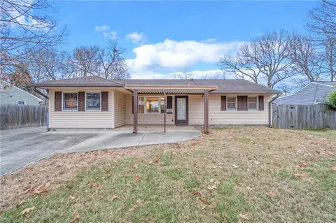 640 De Laura Ln, Virginia Beach, VA 23455