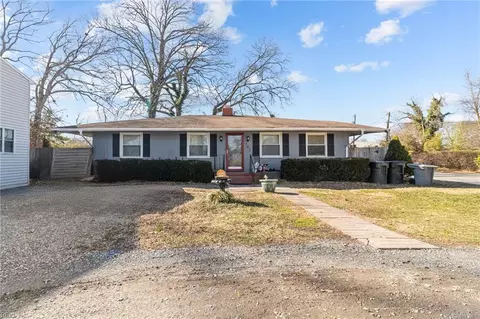 341 Algonquin Rd, Hampton, VA 23661