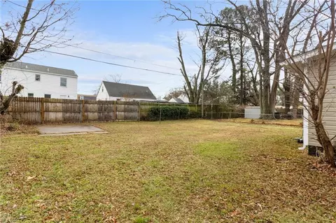 416 Alleghany Rd, Hampton, VA 23661 photo 6