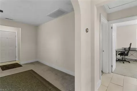 416 Alleghany Rd, Hampton, VA 23661 photo 19