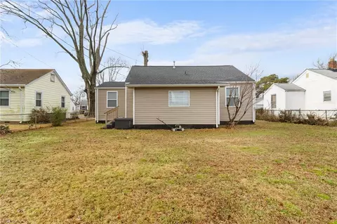416 Alleghany Rd, Hampton, VA 23661 photo 5