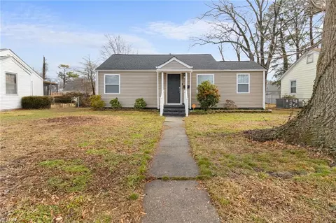 416 Alleghany Rd, Hampton, VA 23661