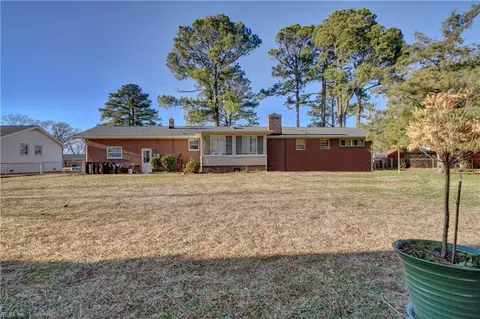 Exterior - 5616 River Bluff Dr, Suffolk, VA 23435 photo 3 of 6