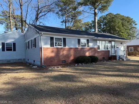 405 Guynn Ave, Chesapeake, VA 23323
