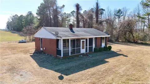 22368 Indian Woods Trl, Courtland, VA 23837