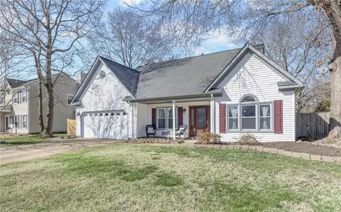 3028 Silver Maple Dr, Virginia Beach, VA 23453