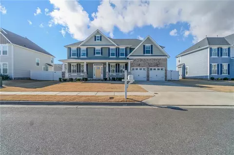 921 Arrowleaf Way, Chesapeake, VA 23323