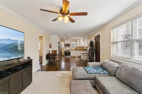 817 E Little Back River Rd, Hampton, VA 23669 photo 11