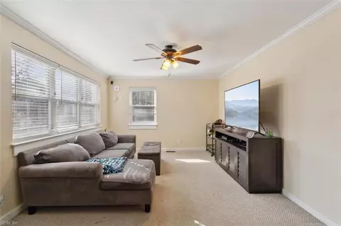 817 E Little Back River Rd, Hampton, VA 23669 photo 10
