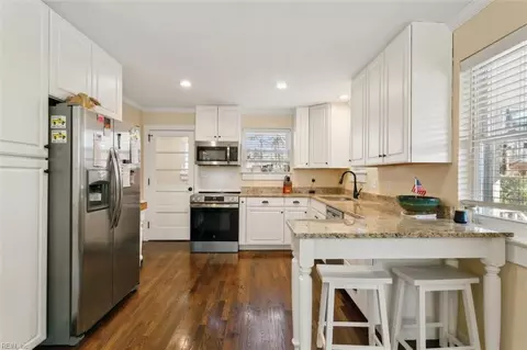 817 E Little Back River Rd, Hampton, VA 23669 photo 13