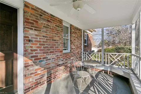 817 E Little Back River Rd, Hampton, VA 23669 photo 7