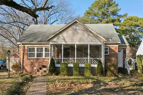 817 E Little Back River Rd, Hampton, VA 23669 photo 2