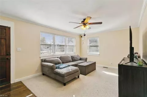 817 E Little Back River Rd, Hampton, VA 23669 photo 9