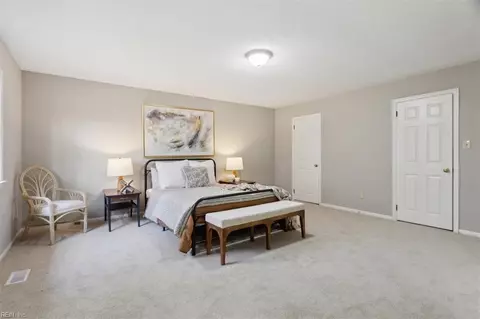 Bedroom - 209 Harris Creek Rd, Hampton, VA 23669 photo 10 of 10