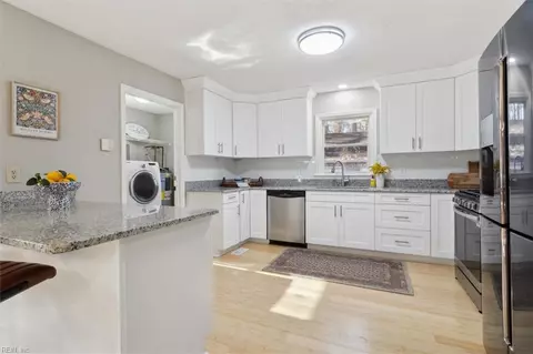 Kitchen - 209 Harris Creek Rd, Hampton, VA 23669 photo 2 of 3