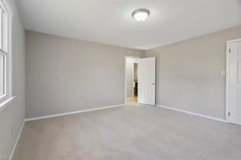 Bedroom - 209 Harris Creek Rd, Hampton, VA 23669 photo 6 of 10