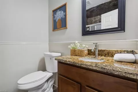 Bath - 209 Harris Creek Rd, Hampton, VA 23669 photo 4 of 5